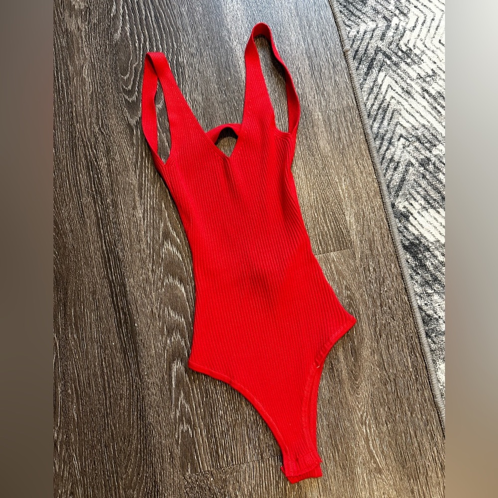 Lulu's Vibrant Red Bodysuit, backless, Size XS